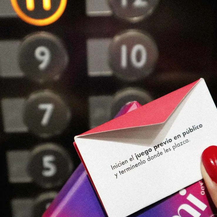 Juego sexual de 69 retos en sobres sellados: descubre desafíos eróticos para parejas que buscan nuevas aventuras íntimas.